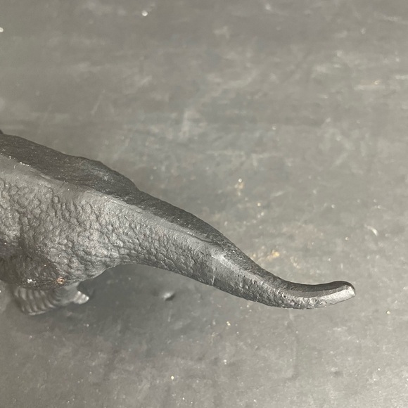 SuckUK T-Rex Iron Novelty Bottle Opener - Picture 5 of 8